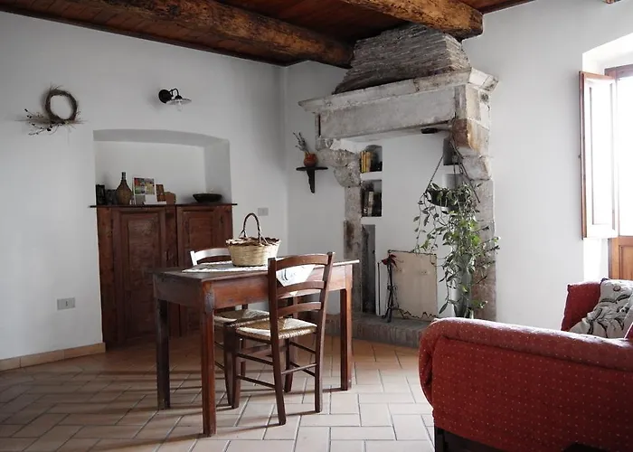 Le Della Posta Santo Stefano Di Sessanio